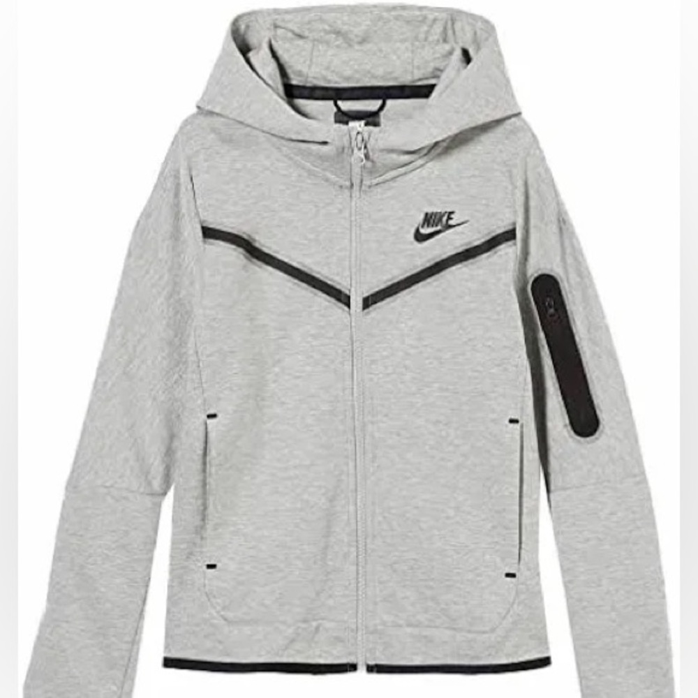 Nike kids tech grey